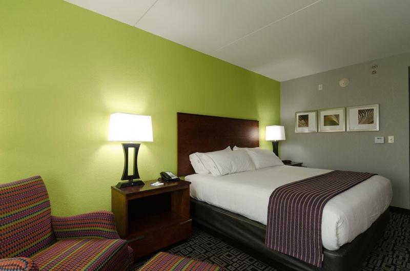 Holiday Inn Express Hickory - Hickory Mart By Ihg Ngoại thất bức ảnh