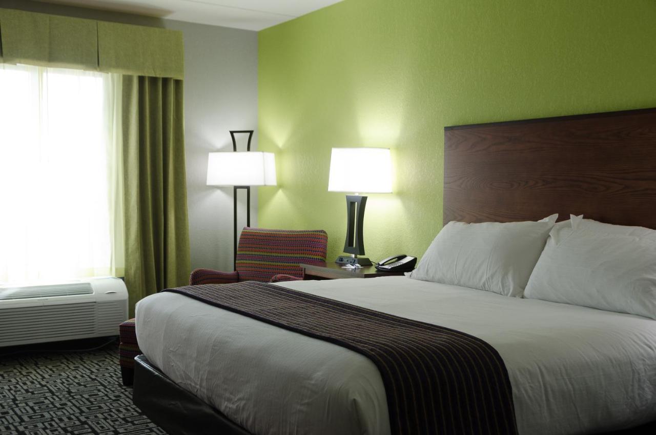 Holiday Inn Express Hickory - Hickory Mart By Ihg Ngoại thất bức ảnh
